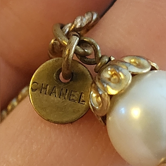 ONE-OF-A-KIND 1950s CHANEL BAROQUE PEARL & GILT FILIGREE SAUTOIR NECKLACE - Picture 8 of 17